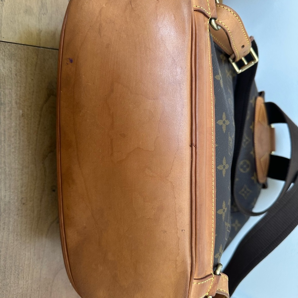 Louis Vuitton Brown Monogram Backpack (GM) - Picture 14 of 16